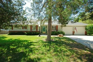 1211 Main St, Adel, IA 50003