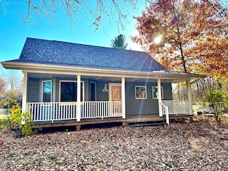 3336 Chabot Rd, Benton Harbor, MI 49022