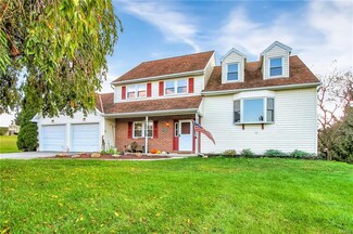 62 Deysher Rd, Fleetwood, PA 19522