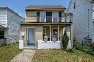 195 Washington St, Mount Holly, NJ 08060