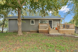 354 Anderson St, Rossville, KS 66533