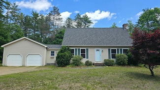 20 Beaver Dam Dr, Webster, NH 03303