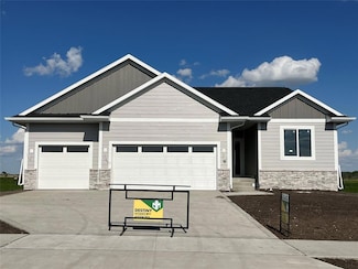 1395 NW Stevens St, Waukee, IA 50263