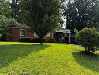 186 W Lake Dr NW, Atlanta, GA 30314