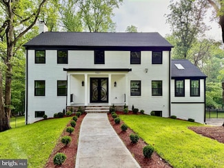 9201 Farnsworth Dr, Potomac, MD 20854