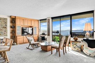 521 5th Ave W Unit 404, Seattle, WA 98119
