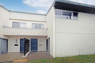 1135 Longfellow Rd Unit 1135, Sarasota, FL 34243