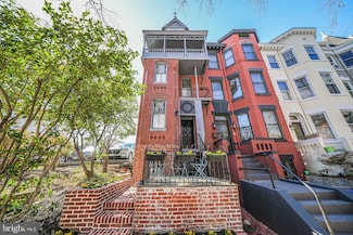 106 3rd St NE, Washington, DC 20002