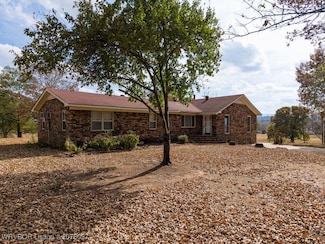 1170 Old Airport Rd, Paris, AR 72855