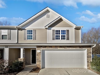 121 Woodbridge Cir, Mount Holly, NC 28120