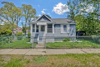 69 Eddy St, Springfield, MA 01104