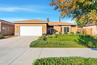1101 Royal Oak Place, Porterville, CA 93257