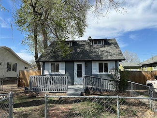 253 7th St, Frederick, CO 80530