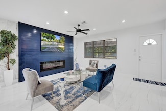 18600 NW 11th Rd, Miami, FL 33169