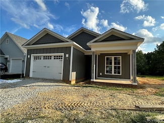 3353 Rock Creek Villa Dr, Quinton, VA 23141