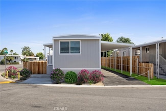 306 Kings Ln, Bakersfield, CA 93308