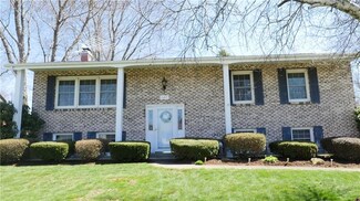 127 Heather Dr, Butler, PA 16001