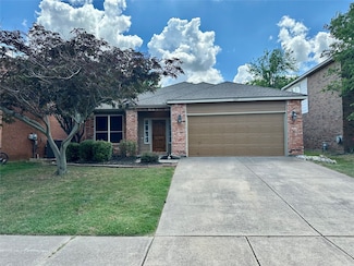 1217 Pine Ridge Rd, Roanoke, TX 76262