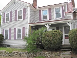 5 Laurel St, Peterborough, NH 03458