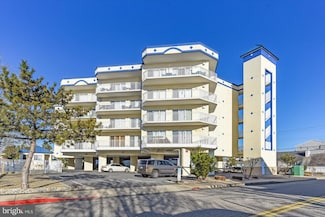 305 11th St Unit 401, Ocean City, MD 21842