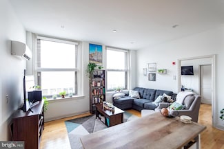 427 33 Monroe St Unit 302, Philadelphia, PA 19147