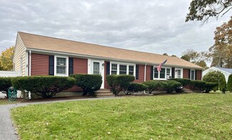 11-13 Cheshire Rd, West Yarmouth, MA 2673