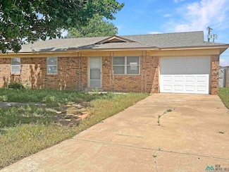 3217 Ross St, Clovis, NM 88101
