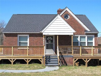 2729 Maple Ave, Burlington, NC 27215