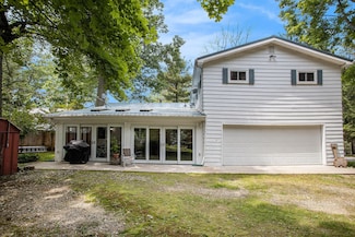 4253 Indian Isle, Delton, MI 49046