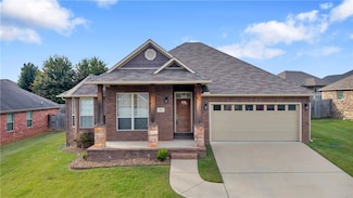 961 Glass St, Cave Springs, AR 72718