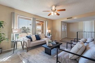 3402 W Acoma Dr, Phoenix, AZ 85053