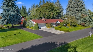 7535 N Mount Carrol St, Dalton Gardens, ID 83815