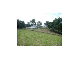 5058 Pullman Rd, Harrisville, WV 26362