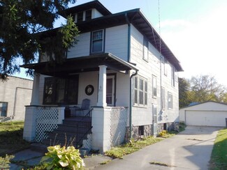 211 N 2nd St, Palmyra, WI 53156