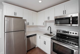 12 Kirby Rd Unit C, Saratoga Springs, NY 12866