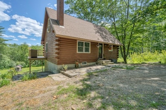 661 Chapel Rd, Waldoboro, ME 04572