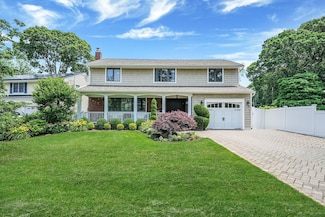 1399 Rhode Ave, Merrick, NY 11566