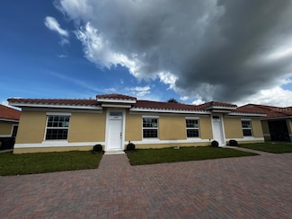1648 Cumin Dr, Kissimmee, FL 34759