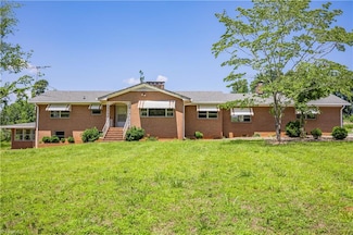 8521 Us Highway 64 E, Ramseur, NC 27316