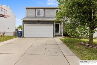 7455 N 111th St, Omaha, NE 68142