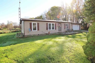 2491 S Shew St, Albion, IN 46701