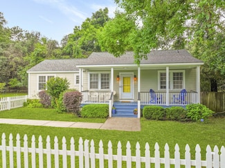 2343 Herndon Dr, Charleston, SC 29414
