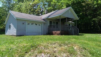 9445 Cash Rd, Martinsville, IN 46151