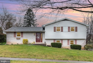 317 Evergreen St, New Cumberland, PA 17070