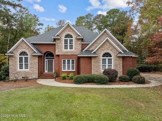 102 Creekview Rd, New Bern, NC 28562