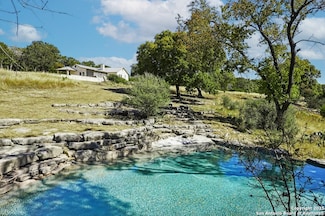 174 Cedar Rock Trail SW, Hunt, TX 78024