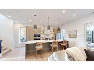 4 West Dr NE, Excelsior, MN 55331