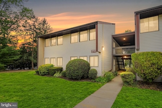2 Avon Dr W Unit E, East Windsor, NJ 08520