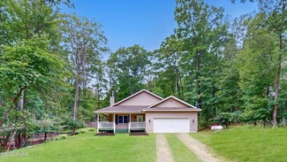 105 Paper Birch N, Tafton, PA 18464