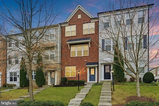 43911 Eastgate View Dr, Chantilly, VA 20152